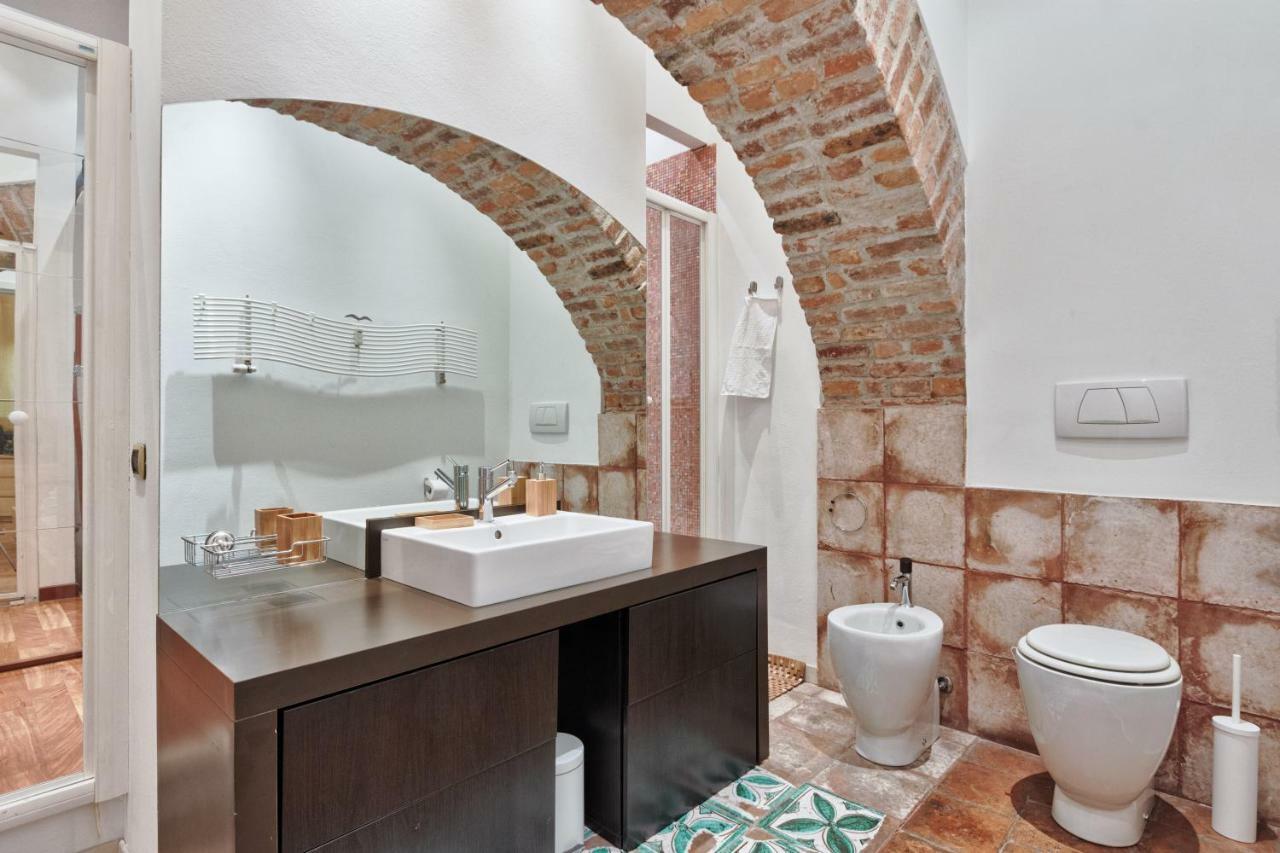 Moleloca - La casa del Toro Turín Exterior foto